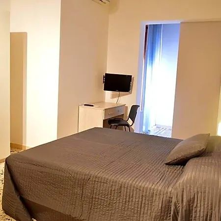B&B Scalea Rooms 3* سكاليا