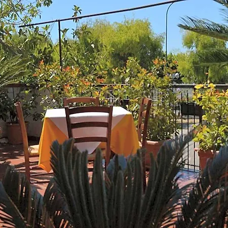 B&B Scalea Rooms 3* سكاليا