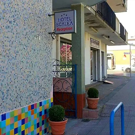 B&B Scalea Rooms فندق سكاليا