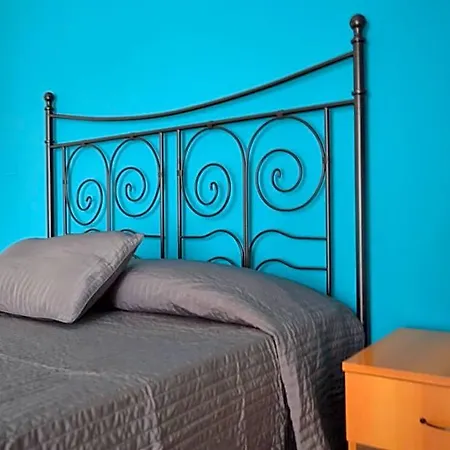 B&B Scalea Rooms فندق 3*