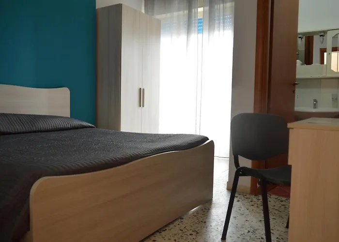 מלון B&B Scalea Rooms